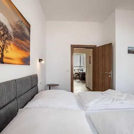 Altstadt Residenz Guest house *